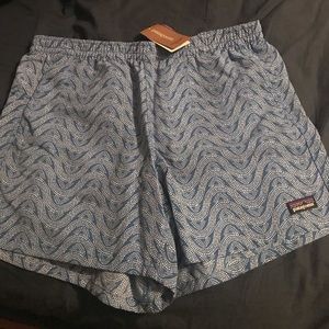 Women shorts NWT